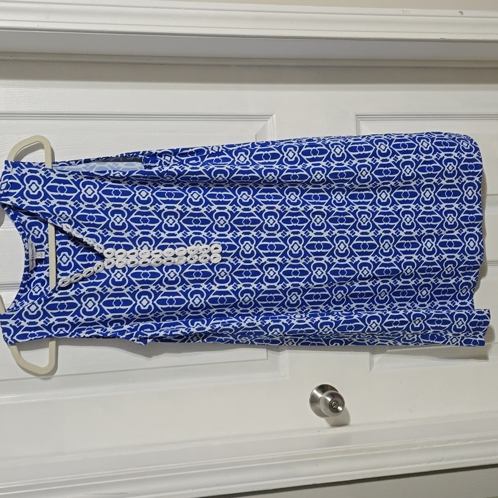 Chic Blue and White Geometric Mini Dress